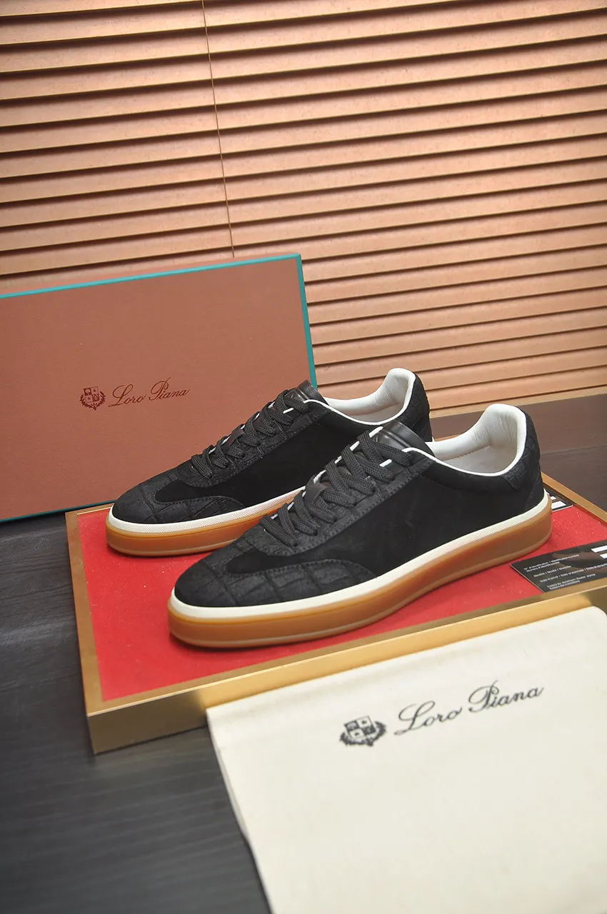 Men's men's shoes 💰580💶[𝐥𝐨𝐫𝐨 𝐏𝐢𝐚𝐧𝐚] lp classic loafers, an Italian treasure brand, the only brand that can match Hermès! Only after wearing it do we realize that we cannot let down our feet. The upper is imported cashmere, the lining of water-dyed cowhide ➕ the cowhide feet, the official original glass rubber outsole, and the pendant. Exclusive original packaging (tag ➕ brand paper ➕ outer box ➕ hand bag) code number: 38-46 (45 46 customized)